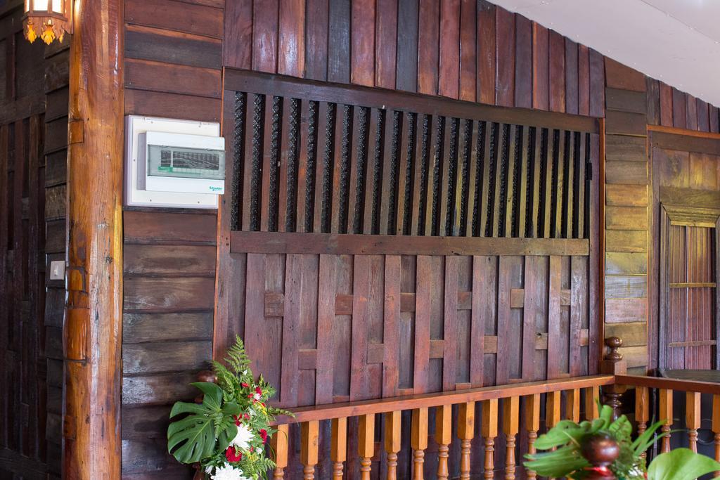Baan Are Gong Riverside Homestay Phra Nakhon Si Ayutthaya Dış mekan fotoğraf